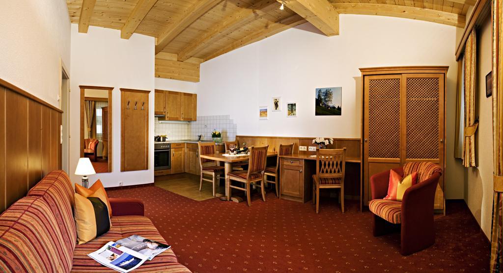 Apart Hotel Garni Strasser Zell am Ziller Eksteriør bilde
