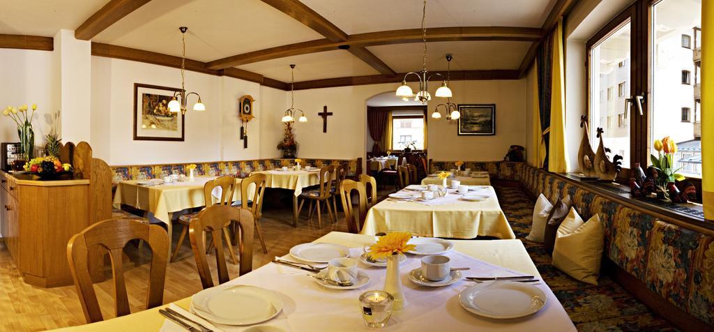Apart Hotel Garni Strasser Zell am Ziller Eksteriør bilde