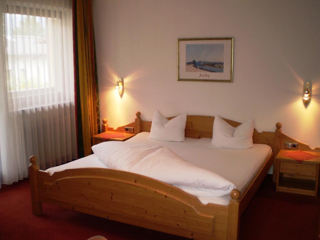 Apart Hotel Garni Strasser Zell am Ziller Rom bilde