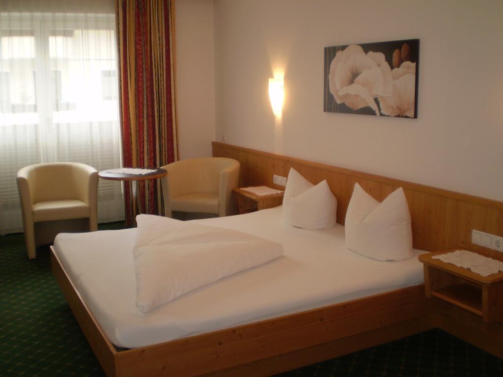 Apart Hotel Garni Strasser Zell am Ziller Rom bilde
