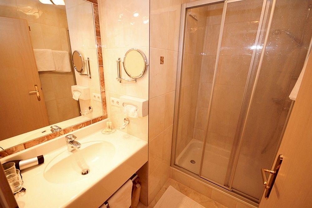 Apart Hotel Garni Strasser Zell am Ziller Eksteriør bilde