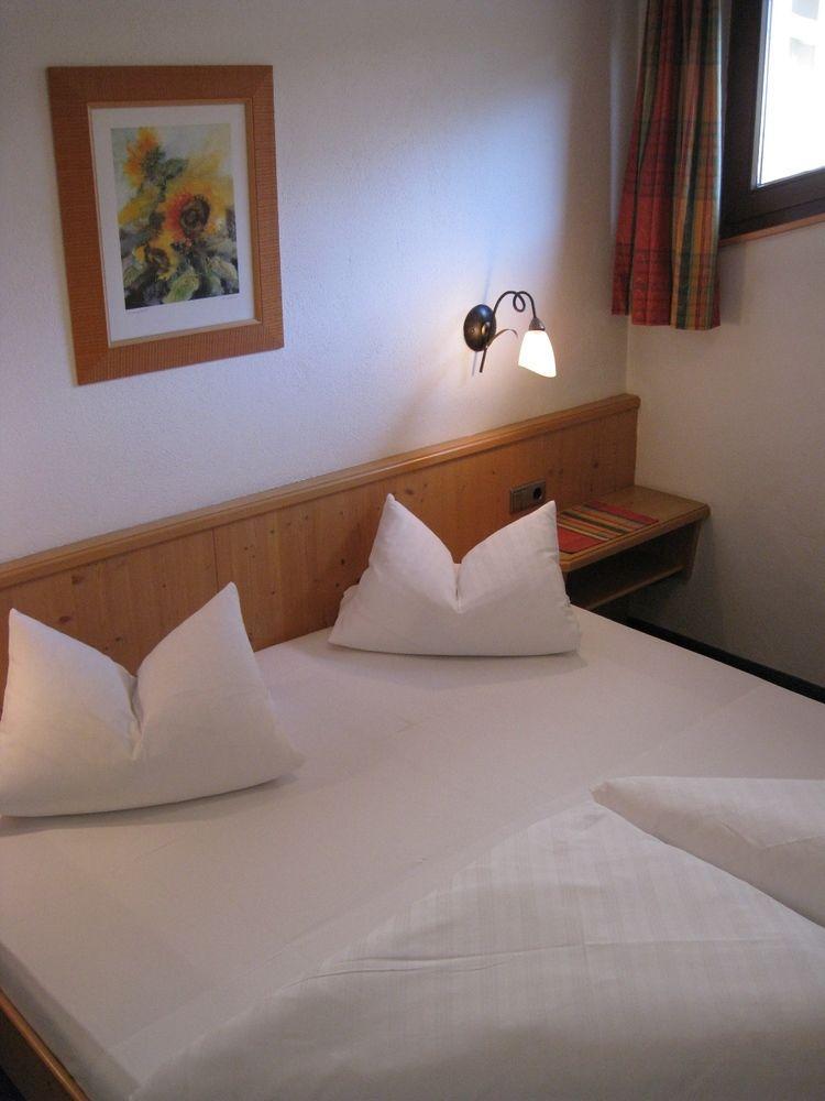 Apart Hotel Garni Strasser Zell am Ziller Eksteriør bilde