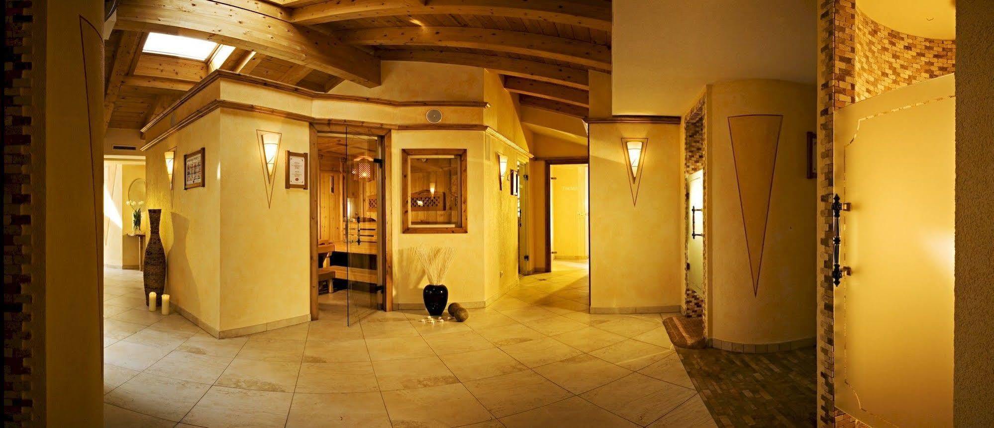 Apart Hotel Garni Strasser Zell am Ziller Eksteriør bilde